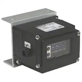 Оптический приёмопередатчик Pepperl Fuchs DAD15-8P-R-2388