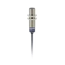 Емкостной датчик Telemecanique XT118B1FBL2