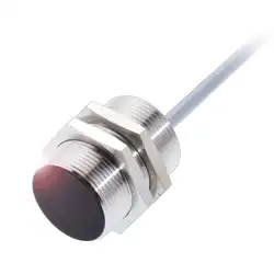 Индуктивный датчик Balluff BES M30MF-GSC15B-BV02