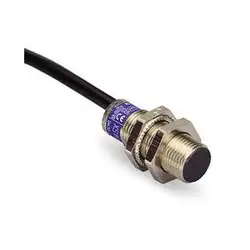 Индуктивный датчик Telemecanique XS612B4NAM12