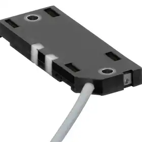 Емкостной датчик Leuze Electronic LCS-1Q54P-F10PNO-K020P