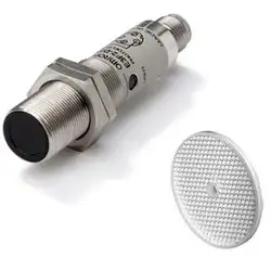 Оптические датчики Omron с рефлектором в цилиндрическом корпусе