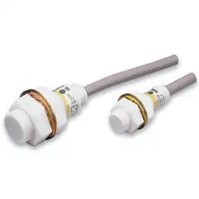 Индуктивные датчики Omron E2FQ (повышенная химическая стойкость)