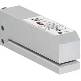 Емкостной щелевой датчик этикеток Leuze Electronic GK 14/24 L