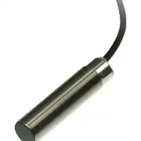 Емкостной датчик Pepperl Fuchs CBB8-18GS75-E2