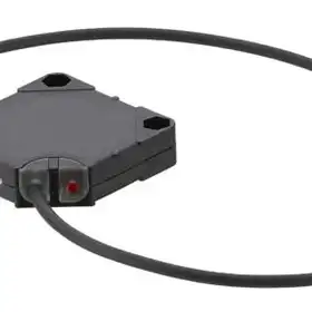 Емкостной датчик Leuze Electronic LCS-1Q40P-F20PNO-K003PM08