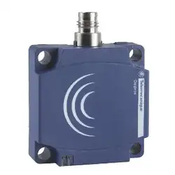 Индуктивный датчик Telemecanique XS8C1A1NBM8